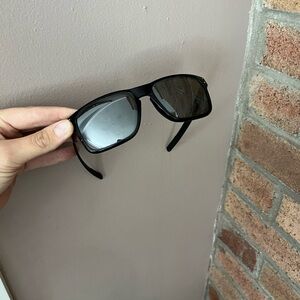 Stylish Black Sunglasses